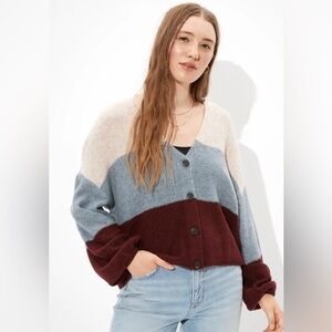 American Eagle Outfitters Cream and Blue Oversized Cardigan Sweater XS - M